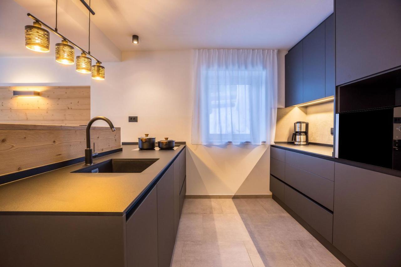 Apartments Armeri Black Dolomites Сан Вигилио ди Маребе Екстериор снимка