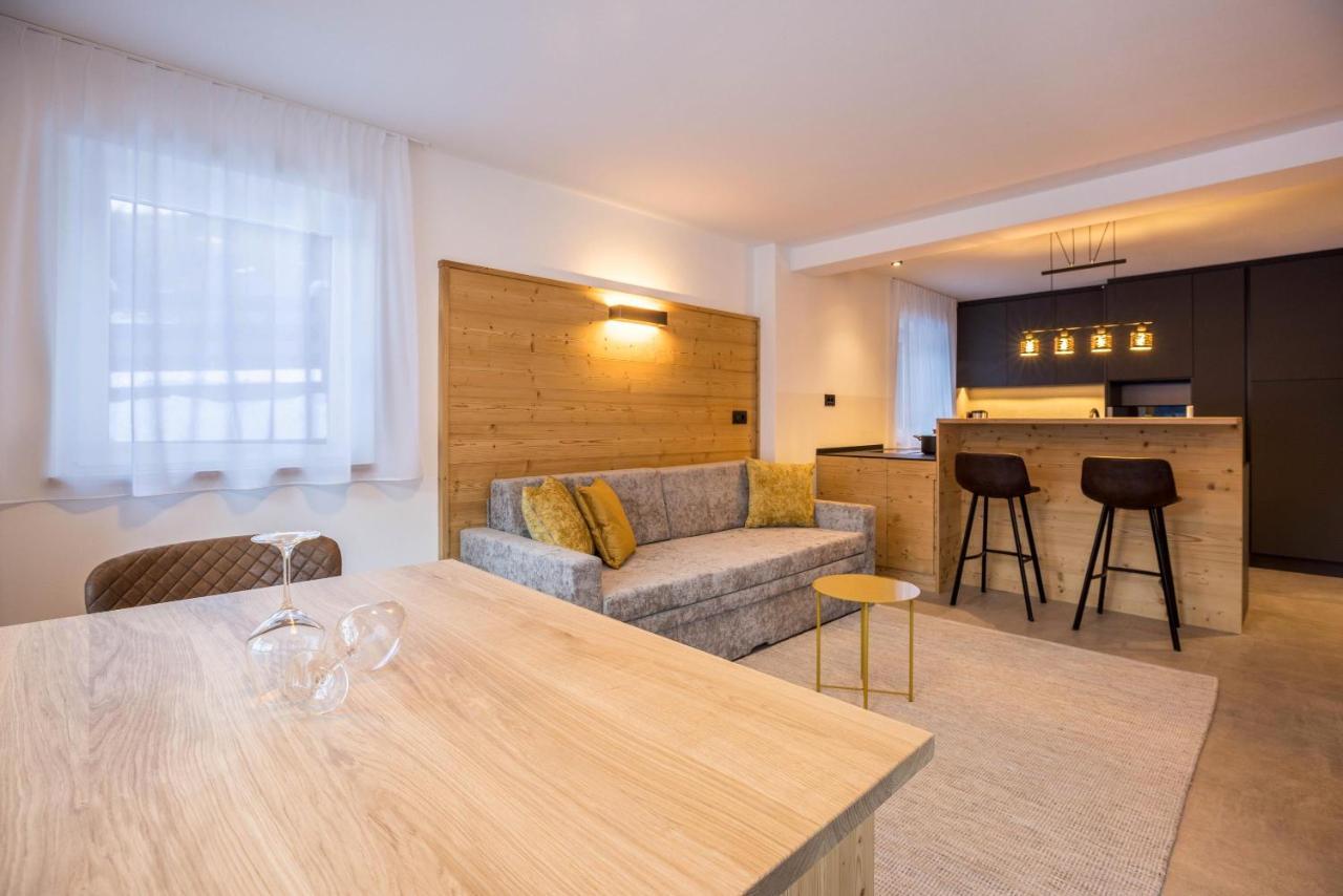 Apartments Armeri Black Dolomites Сан Вигилио ди Маребе Екстериор снимка